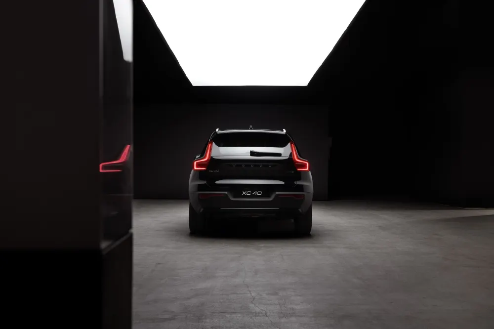 volvo_xc40_black_edition__03_leasing